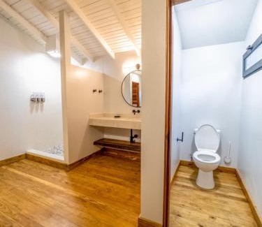 Antoneys Cay Resort | Luna Beach Luxury Boutique Beach Front Resort