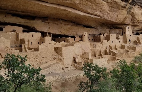 Mancos House | 'Luna Mesa' 5 minutes from Mesa Verde National Park & 35 minutes from Durango