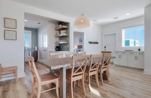 Mexico Beach House | Luna's Lagoon - Unit 2 · *BRAND NEW* Steps to Beach ~ Spacious 4 BR/3.5 BA