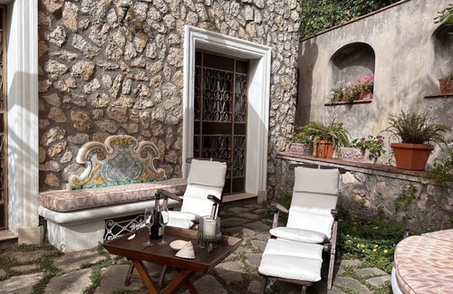 Tiberio Villa | Luna tu Capri