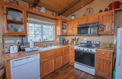 Upper Moonridge Cabin | Lunar Lodge