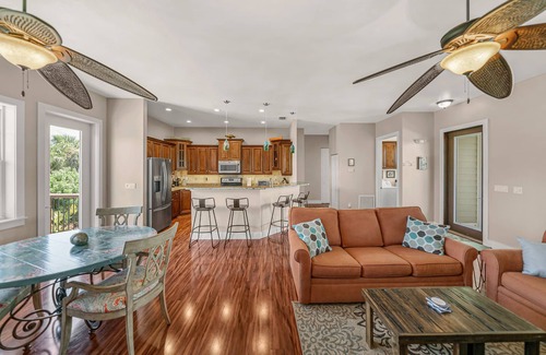 North Captiva House | LUNAR TIDES - 3 BR/2 BA - Your dream vacation spot! Private Pool - 1 Golf Cart
