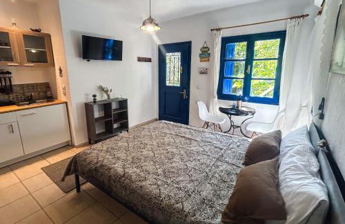 Skopelos House | Lunara Forest Hideaway Pyrgos Skopelos