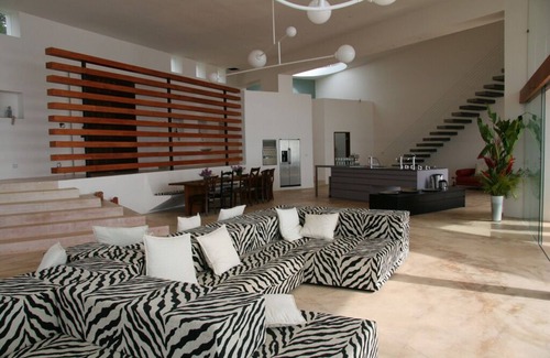 Montezuma Villa | LUNATICAlounge . let us take your breath away!