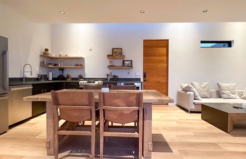 Joshua Tree House | Lunawood House - Modern home with 360-Scenic Desert Views Joshua Tree