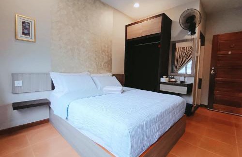 Central Seberang Perai House | Lung Tok Entreprise 茶馆民宿