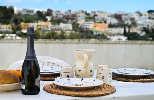 Castro Apartment | Lupino House