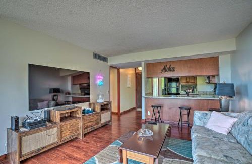 Makaha Apartment | Lush Condo with Community Pool, 1 Mi to Beach!