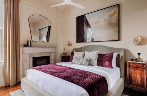 Touro Hotel | Lush Garden District Suite | Shared Outdoor Space
