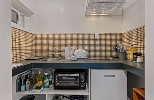 Remuera House | Lush Green Hideaway Guest Suite near Newmarket