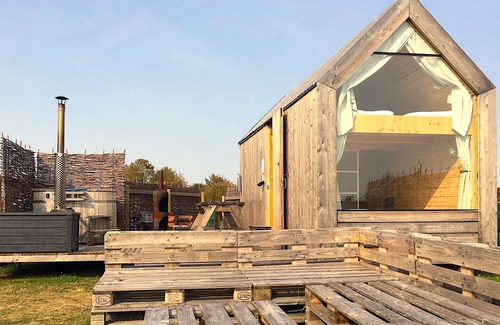 Brightlingsea Cottage | Lushna Petite 9 at Lee Wick Farm Glamping