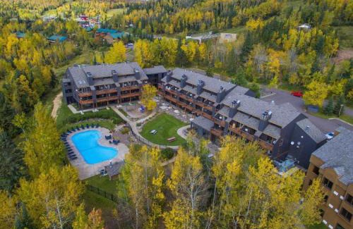 Lutsen House | Lutsen Mtn Ski in Ski out Gorgeous Views of Moose Mtn