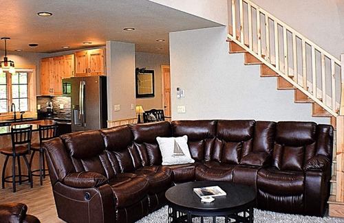 Lutsen Cabin | LUTSEN NORTHWOODS RETREAT-GOLF, WINERY, HIKING, BIKING, NEAR TRAILS, SKI, SLED