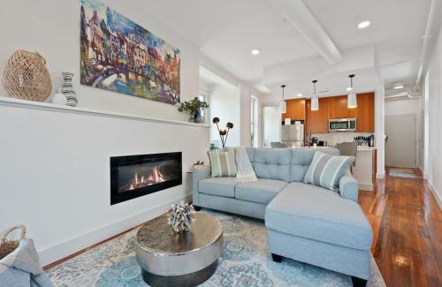Mount Auburn Apartment | Lux 1BR - Amazing Cafe - Views - Located near ALL