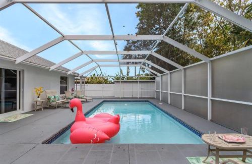 Willoughby Acres House | Lux 5BDR HUGE HTD Pool NR BEACH