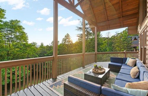 Blue Ridge House | Lux 5Br w hot-tub game room & mountain views