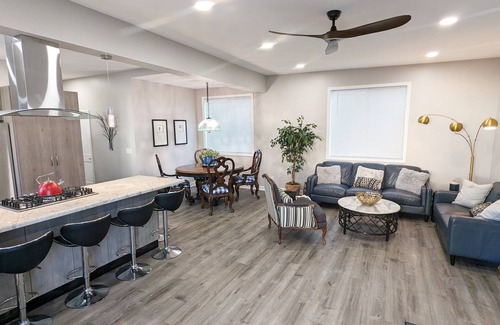 West Central Apartment | Lux Apt for 6 a Blk from Electric Works