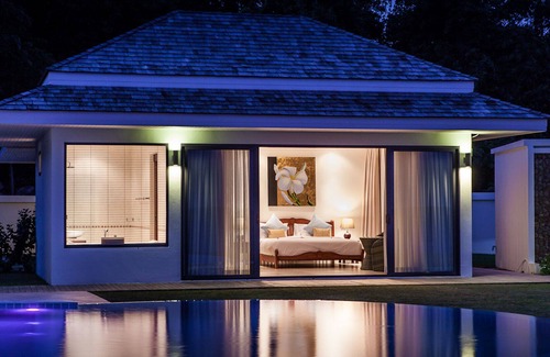 Thong Krut Villa | Lux Beachfront Home for perfect family vacations