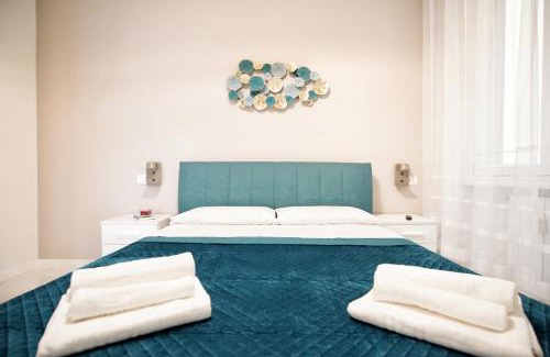 Santa Maria Novella Apartment | Lux center, 2camere, 2bagni, train station SMN