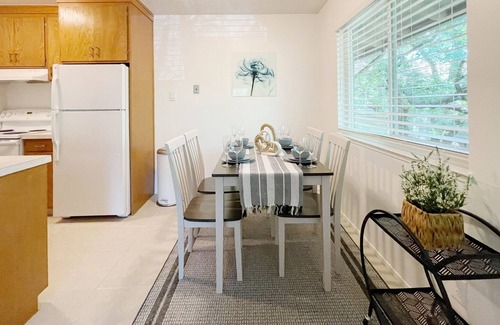 Lafayette Apartment | Lux, Chic & convenient 2B1b, center of Lafayette