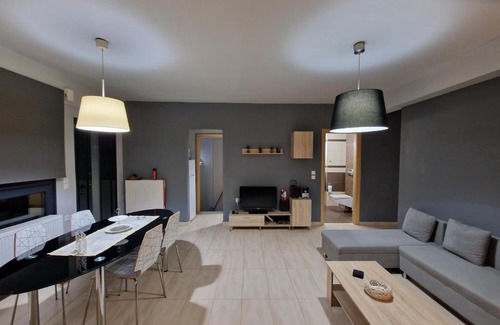 Nea Michaniona Apartment | LUX groundfloor apartment in coastal N.Michaniona