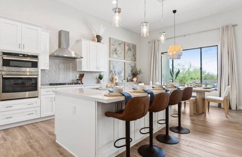 Pinnacle Peak House | Lux Home |Heated Pool|Spa|Golf Sim|Bball Court