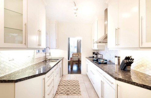 Bathurst Manor House | Lux House with 7 Bedrooms/3 Baths + Yoga/Sun Room