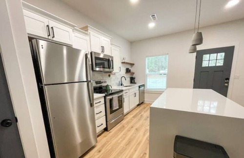 Dothan Condo | Lux Living near Downtown Dothan & Hospitals