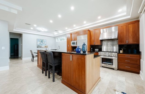 Madeira Beach House | Lux Maderia Beachfront Home