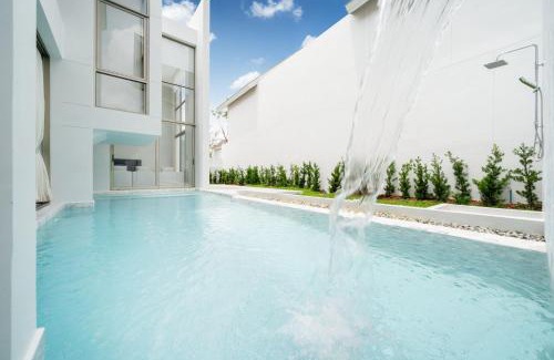 Si Sunthon Villa | Lux Pride 2 - Luxury Pool Villas Near Laguna