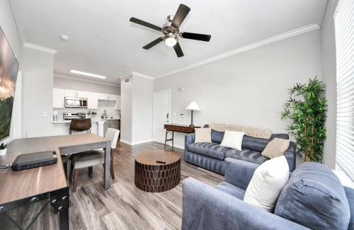 Egypt Apartment | Lux Resort-Style Pool, Gym, Parking Near Houston