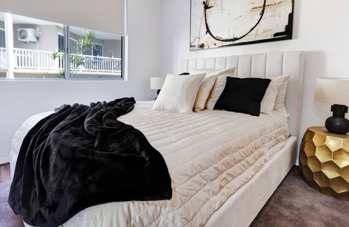 North Ward Apartment | Lux Stay Oceanfront on the Strand