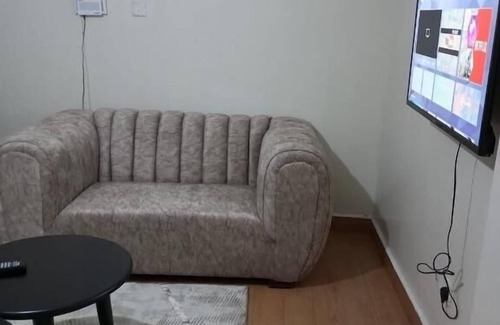 Mbotela Apartment | Lux Suites Wawazi Court Apartments