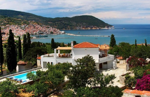 Skopelos Villa | Lux!view!6prs.10min city, port, taxi frm Skiath, NO car, freetour with our boat