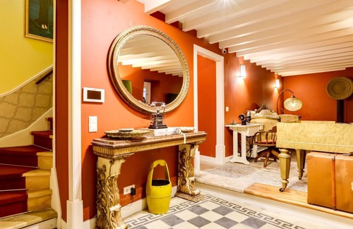 Sintra House | LUXa Charm House | Room 9 | Self Check-in Online