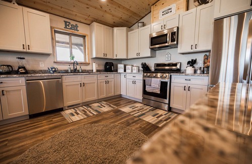 Lewis House | Luxe 15 acre Ranch House w/ Gameroom close to Mesa Verde, Durango, Telluride
