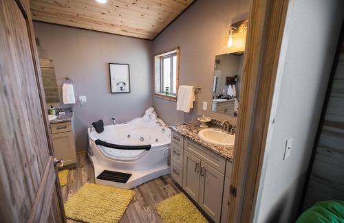 Lewis House | Luxe 15 acre Ranch House w/ Gameroom close to Mesa Verde, Durango, Telluride
