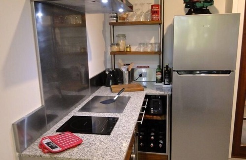 East Fremantle Apartment | Luxe 2 Bedroom 2 Bath