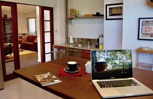 East Fremantle Apartment | Luxe 2 Bedroom 2 Bath