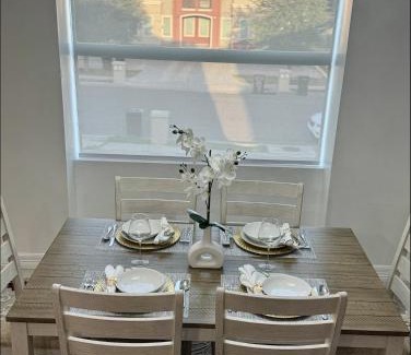 McAllen Apartment | Luxe 3BR & 2BA Condo Near Airport & Shopping Mall