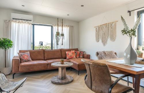 Waarde Ski Chalet | Luxe 4 pers chalet op minicamping in waarde