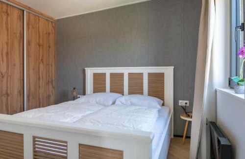 Waarde Ski Chalet | Luxe 4 pers chalet op minicamping in waarde