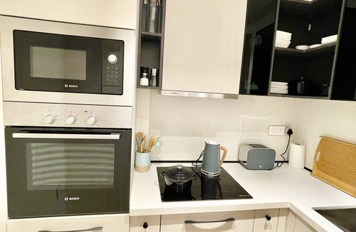 North Ridge Apartment | Luxe Apartment in Accra