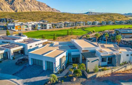 Hurricane House | LUXE at Copper Rock on the 11th Green