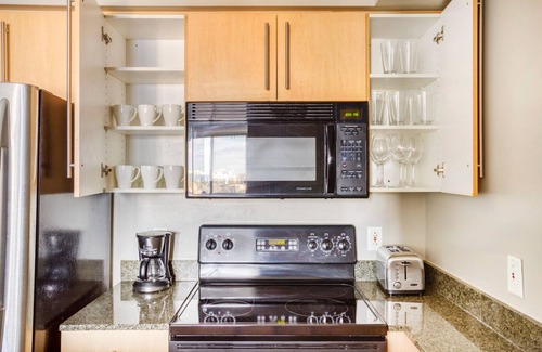 Woodmont Triangle Apartment | Luxe Bethesda 1BR w/Gym, Pool & Concierge, near Metro, by Blueground