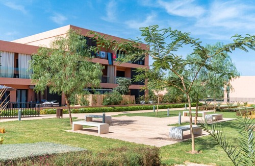 Tassoultante Apartment | Luxe et Sérénité au Cœur du Noria Golf & Pool