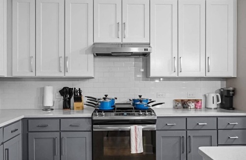 Charlotte Apartment | Luxe King 2BR Suite—in Waverly Charlotte!