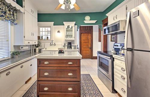 Lake Geneva House | Luxe Lake Geneva Retreat in Downtown!