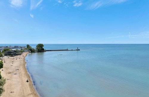 Port Dover Apartment | Luxe Lodges on Lake Erie