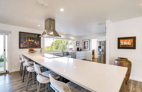 Sky Forest House | Luxe Mid-Century Austin Home w/Canyon Views